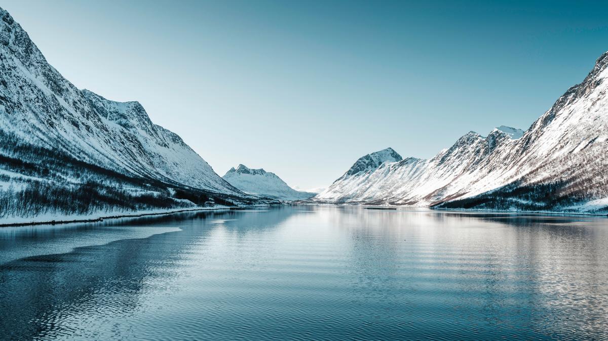 Lyngenfjord Norway winter